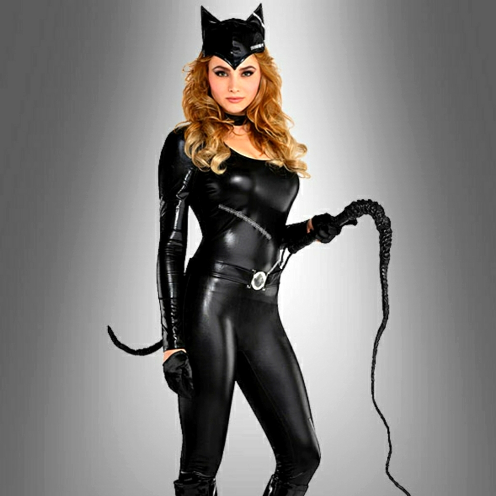 Purrvocative Kat costume